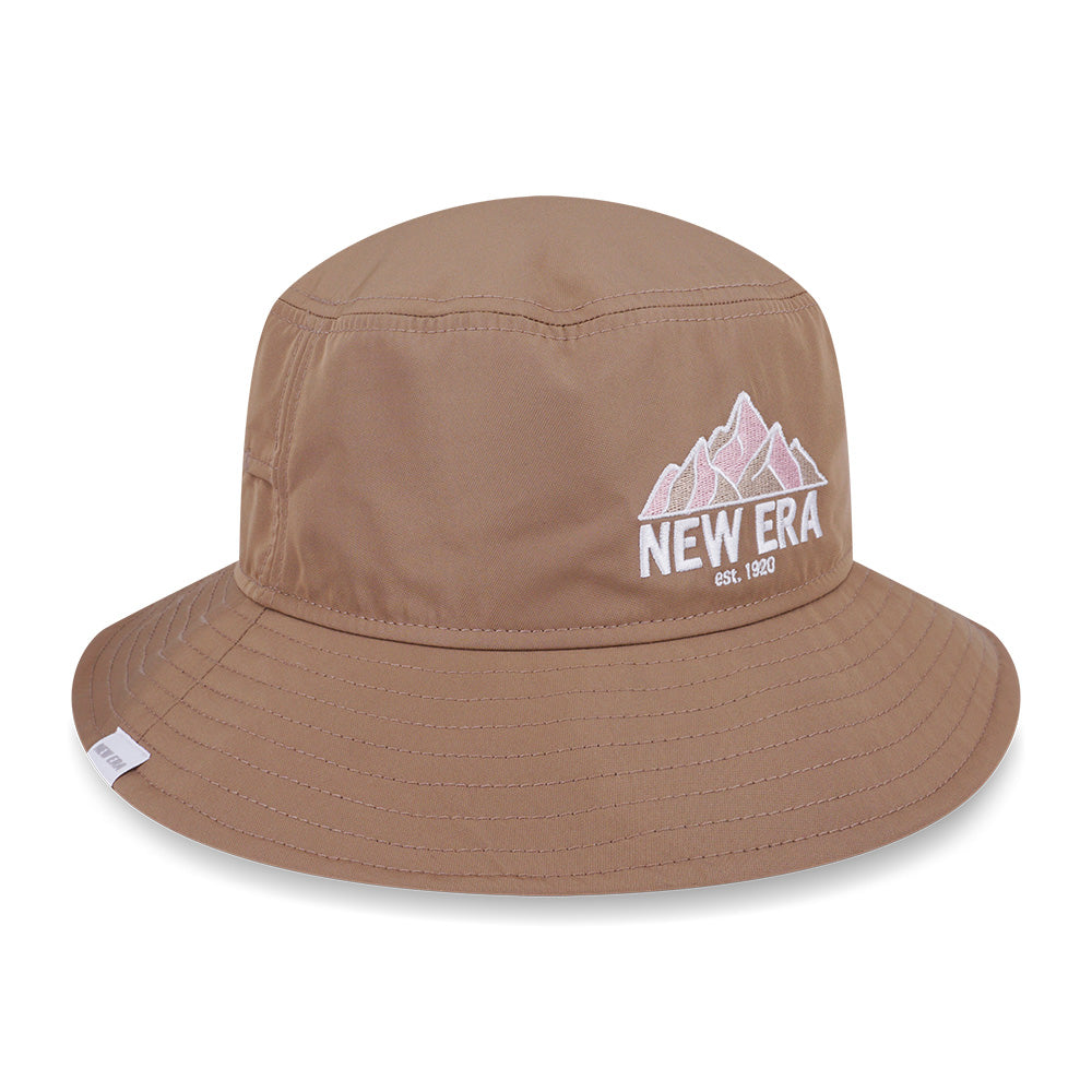 New Era Outdoor Logo FW26 Khaki Adventure Lite Bucket Hat