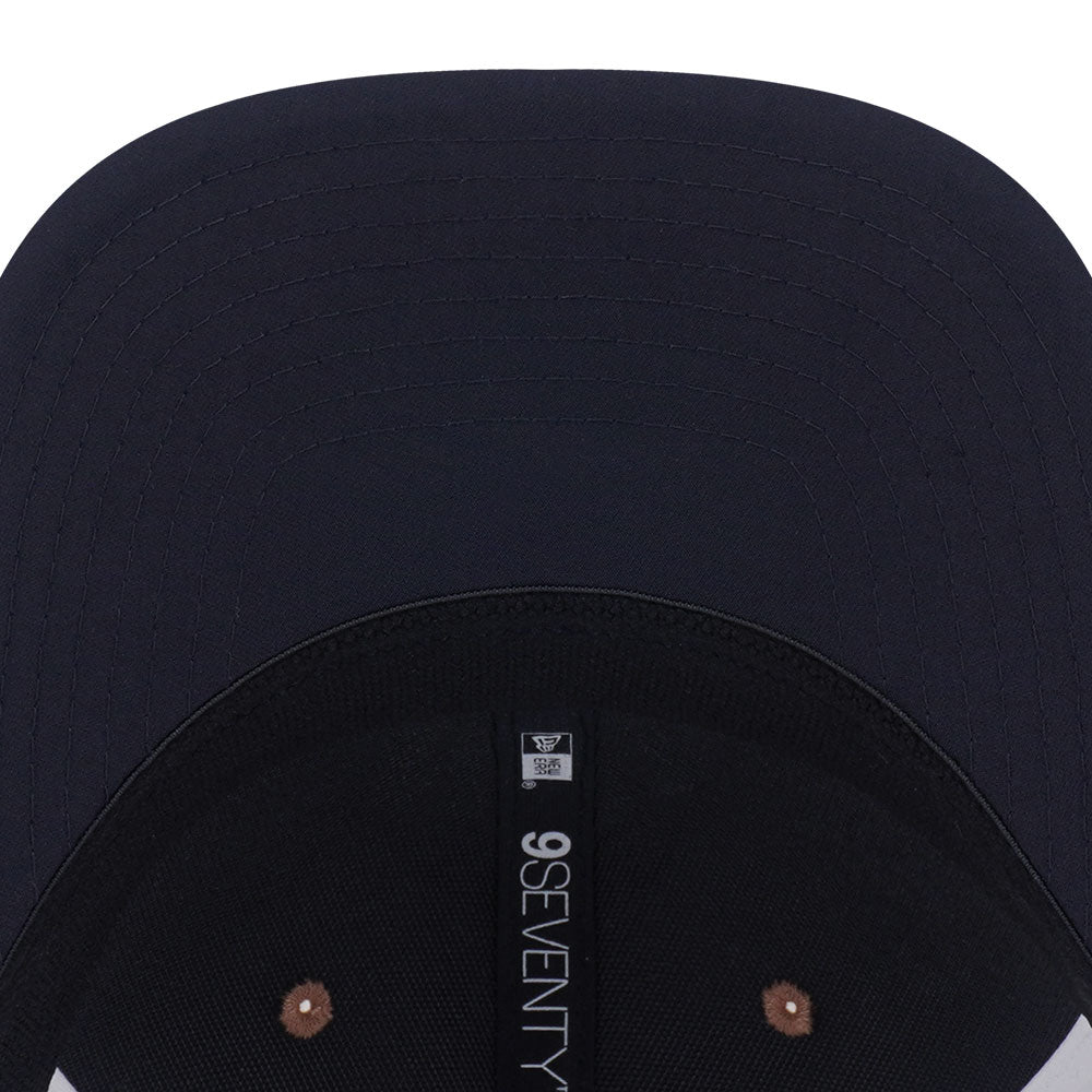 New Era New York Yankees FW26 Two Tone Khaki Navy 9SEVENTY Stretch Snapback Trucker Cap
