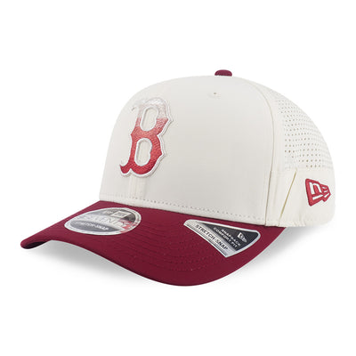 New Era Boston Red Sox Gradient FW26 Chrome White Cardinal Red 9SEVENTY Stretch Snapback Cap