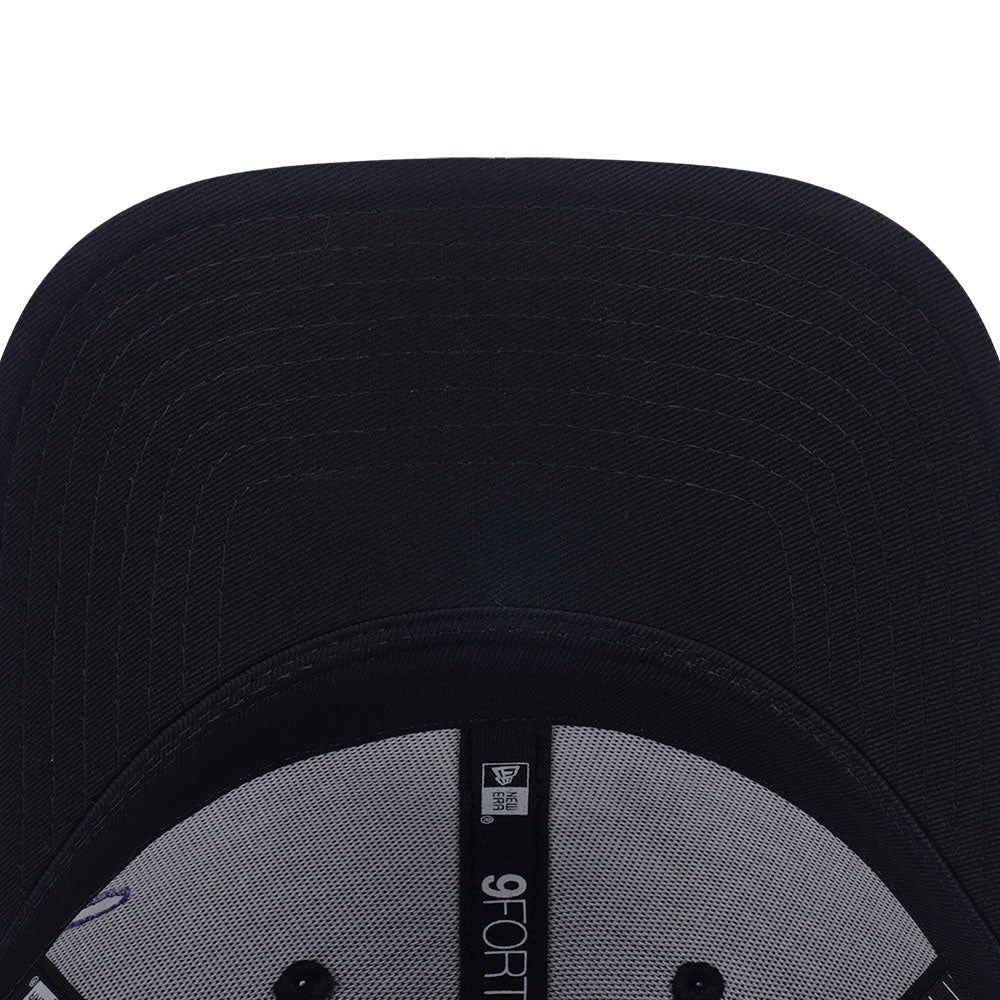 New Era Los Angeles Lakers Cross Panels Script Black 9FORTY Adjustable Cap