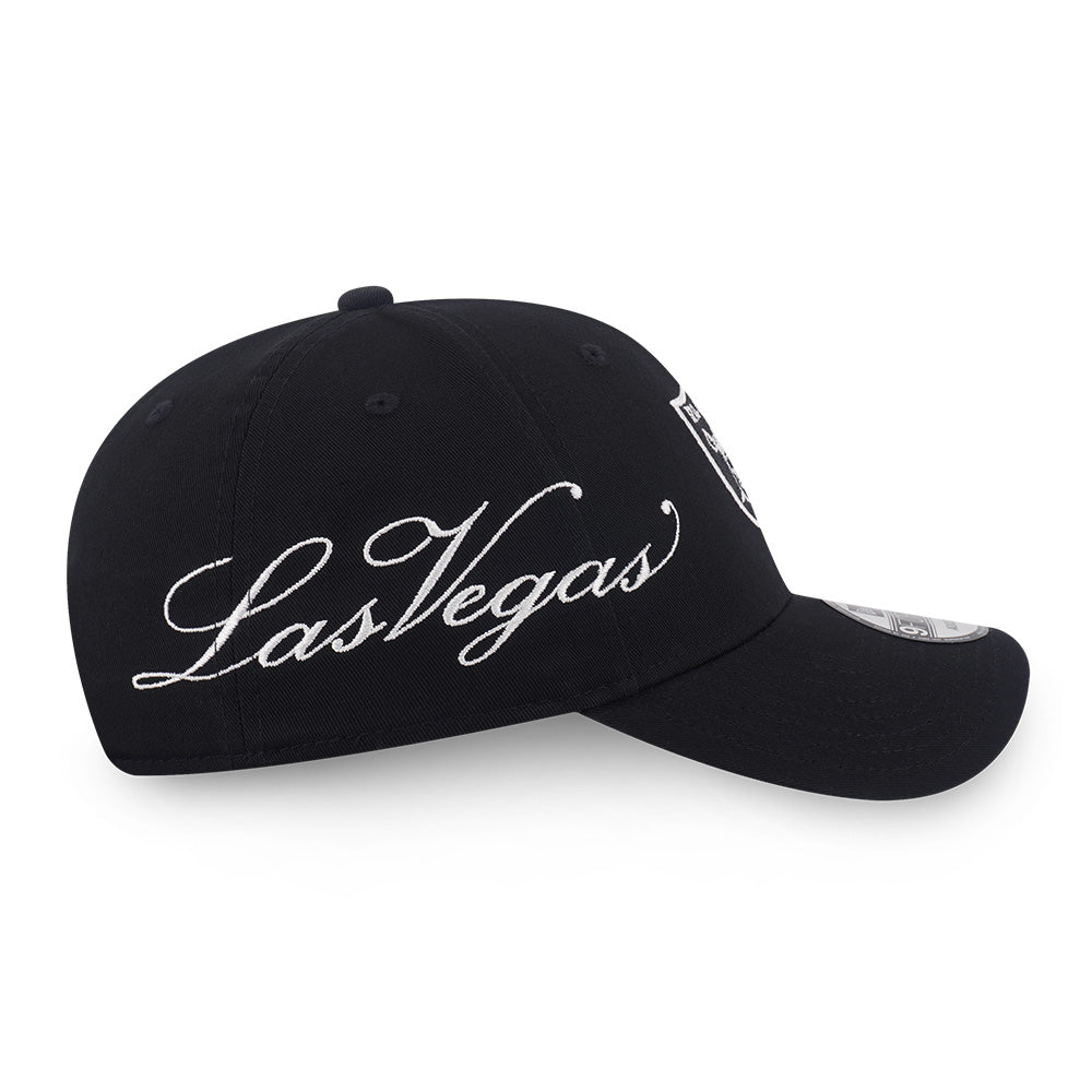 New Era New York Yankees Cross Panels Script Black 9FORTY Adjustable Cap