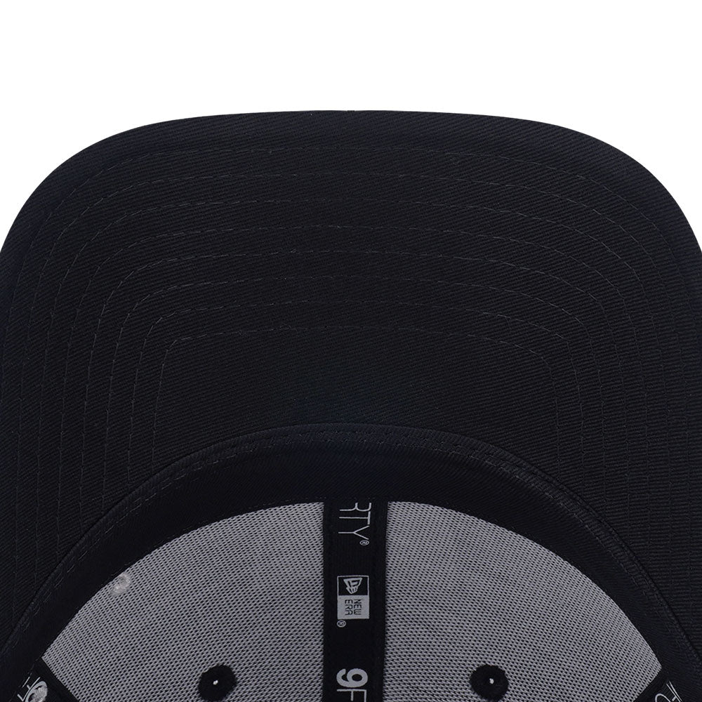 New Era New York Yankees Cross Panels Script Black 9FORTY Adjustable Cap