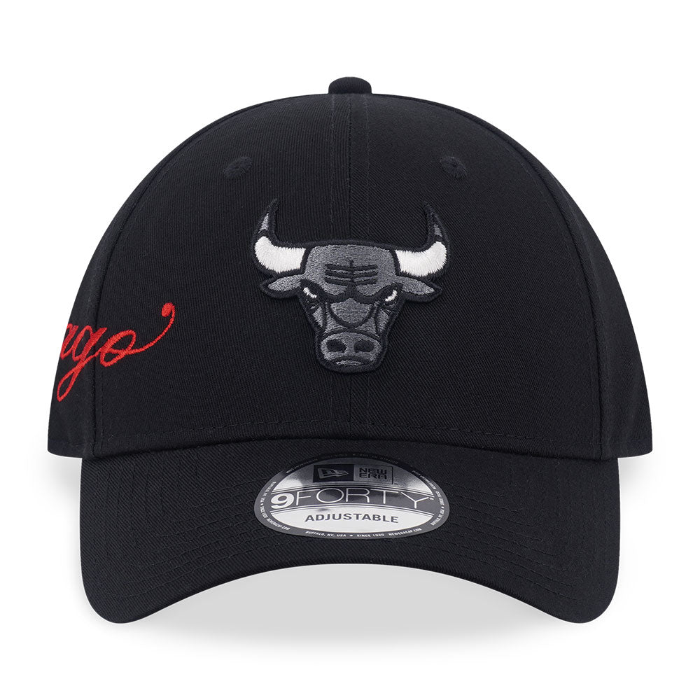 New Era Chicago Bulls Cross Panels Script Black 9FORTY Adjustable Cap