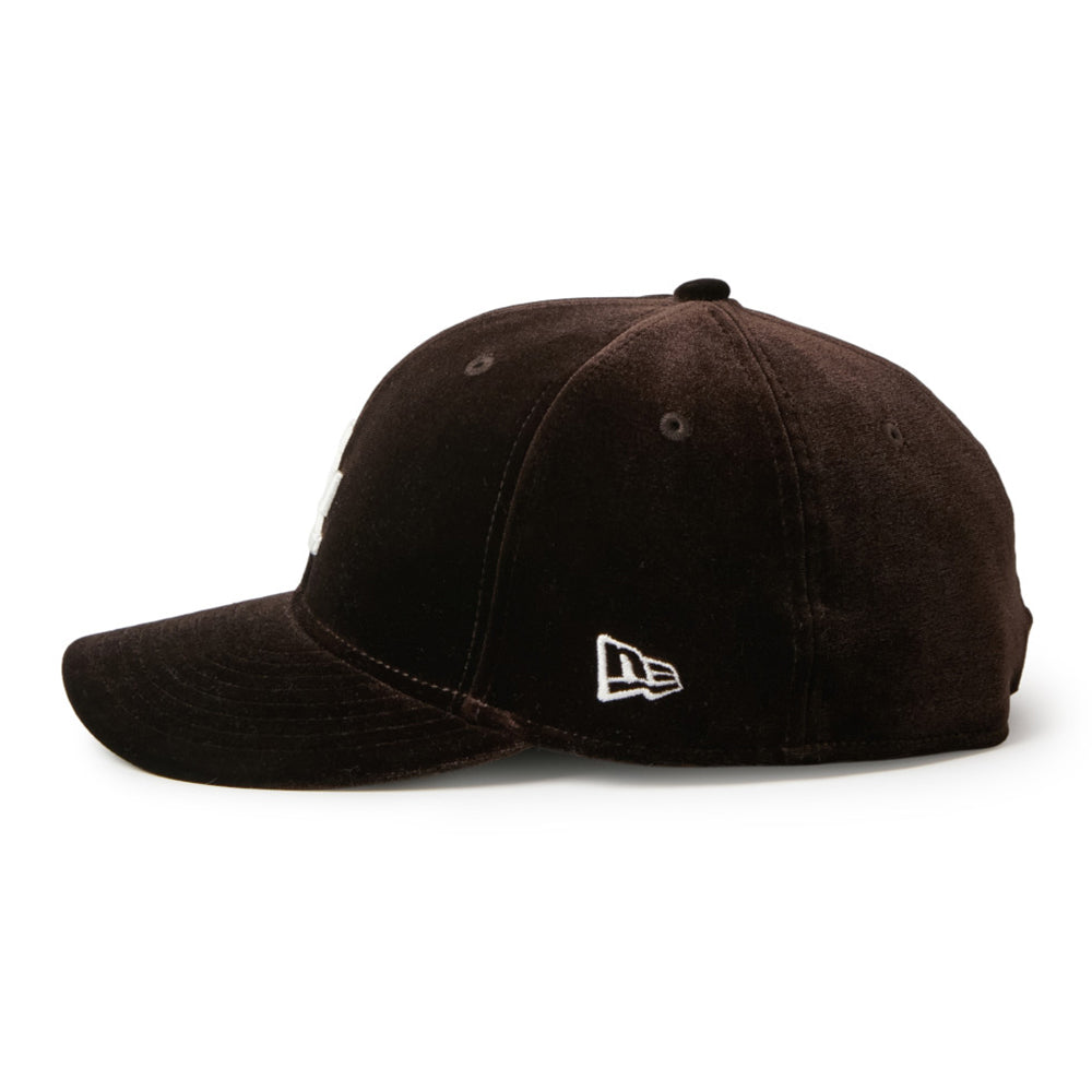 New Era Los Angeles Dodgers Velvet Brown 59FIFTY Precurved Fitted Cap