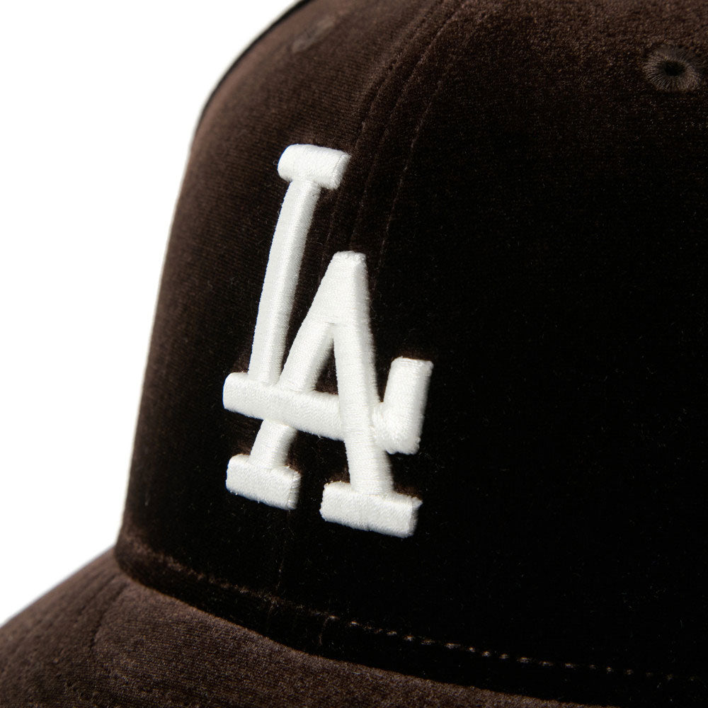 New Era Los Angeles Dodgers Velvet Brown 59FIFTY Precurved Fitted Cap