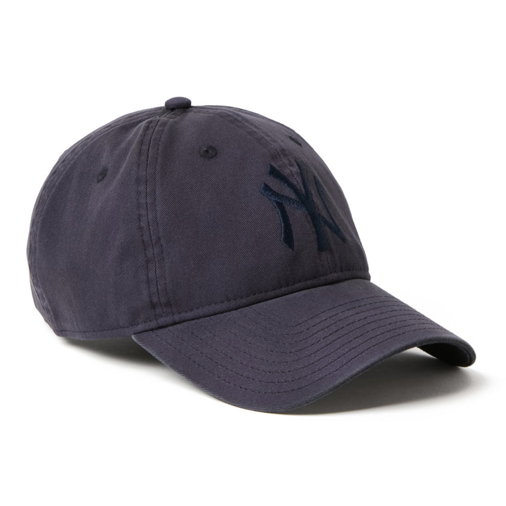 New Era New York Yankese Sun Faded Navy 9FORTY Adjustable Cap