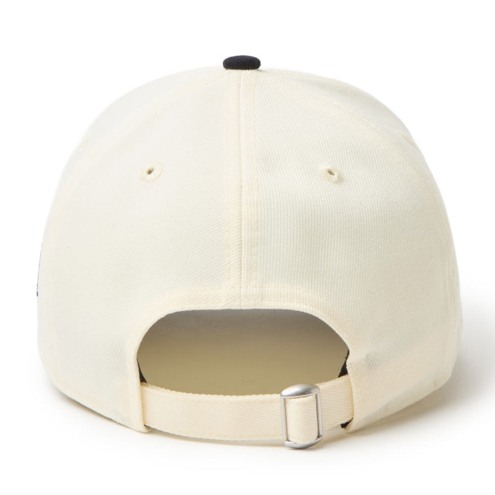 New Era New York Yankees Two Tone Chrome White Black 9FORTY Adjustable Cap