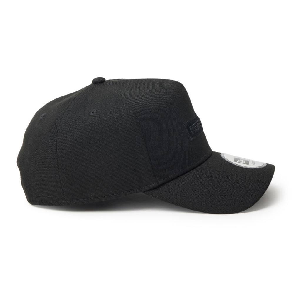 New Era 1920 Metal Flag Black on Black 9FORTY A-Frame Snapback Cap