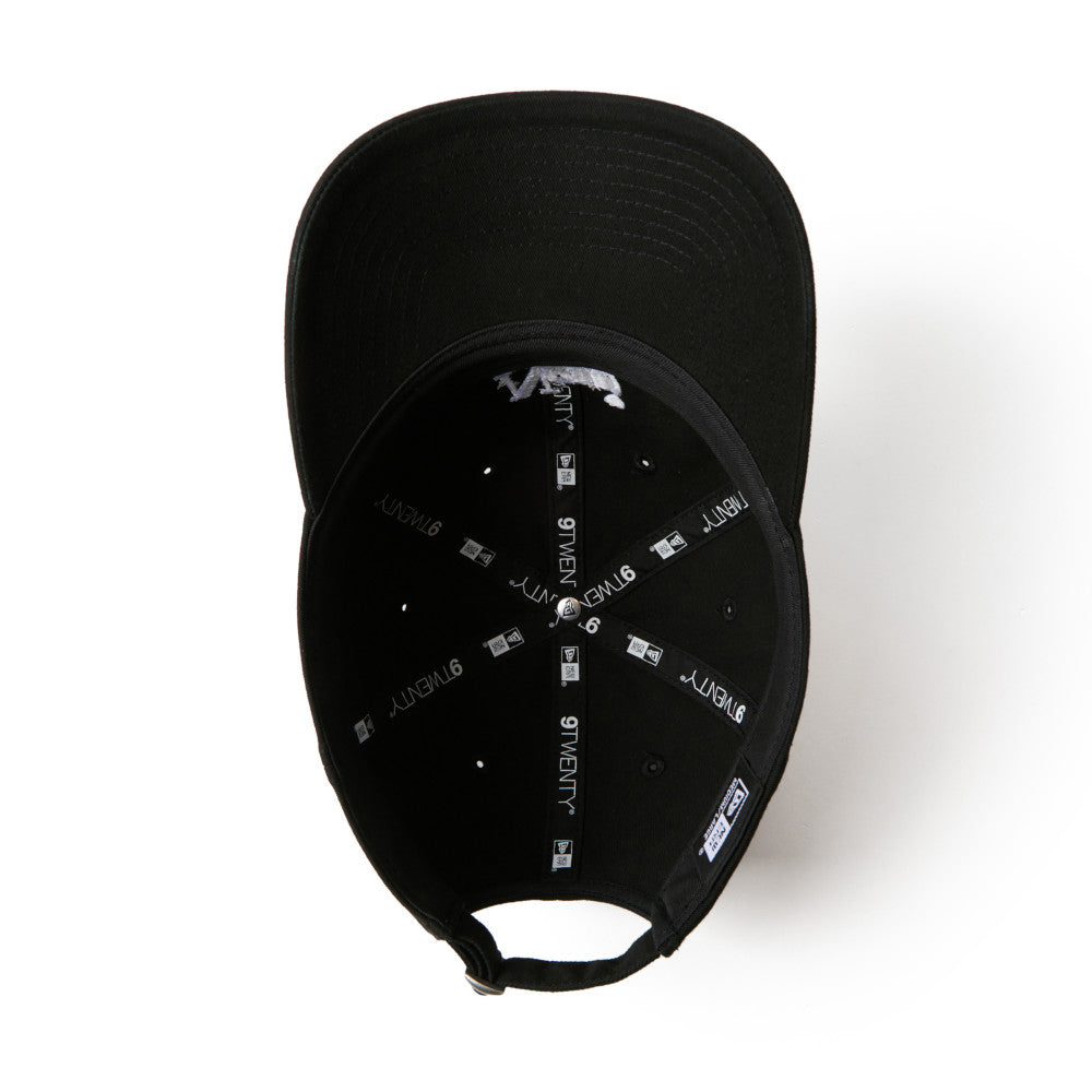 New Era Wordmark Logo With Heart Black 9TWENTY Adjustable Cap