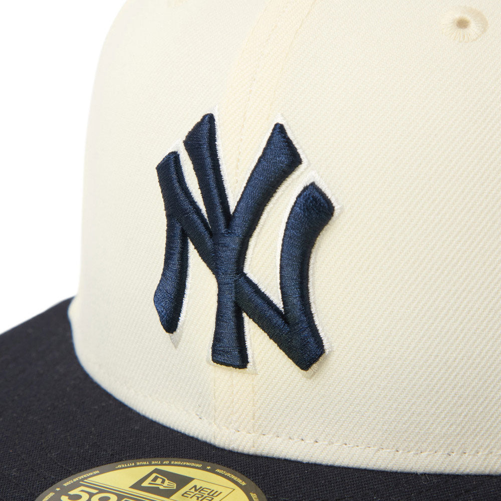 New Era New York Yankees Two Tone Chrome White Navy 59FIFTY Fitted Cap
