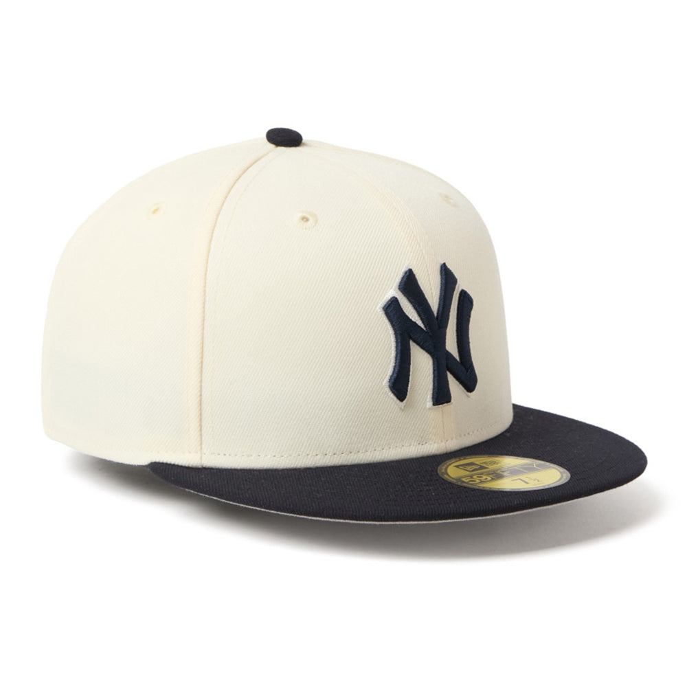 New Era New York Yankees Two Tone Chrome White Navy 59FIFTY Fitted Cap
