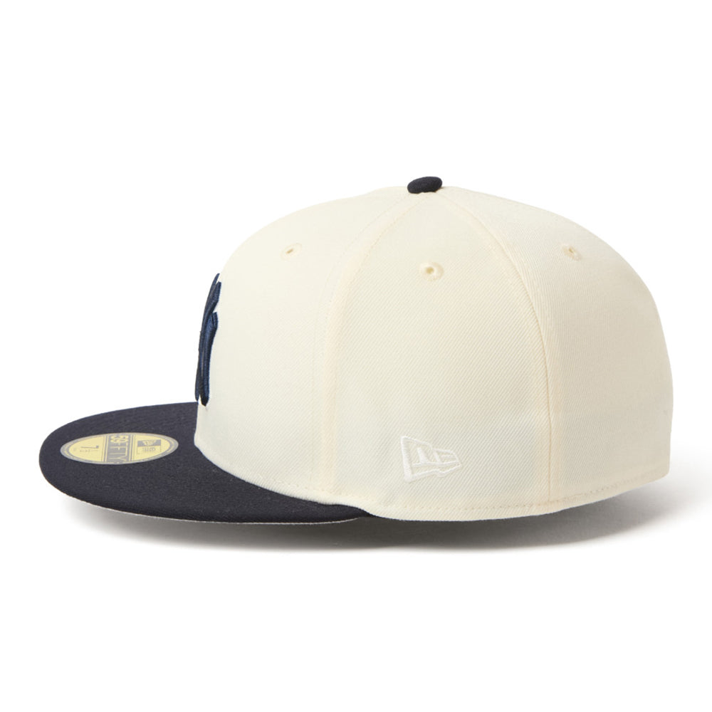 New Era New York Yankees Two Tone Chrome White Navy 59FIFTY Fitted Cap