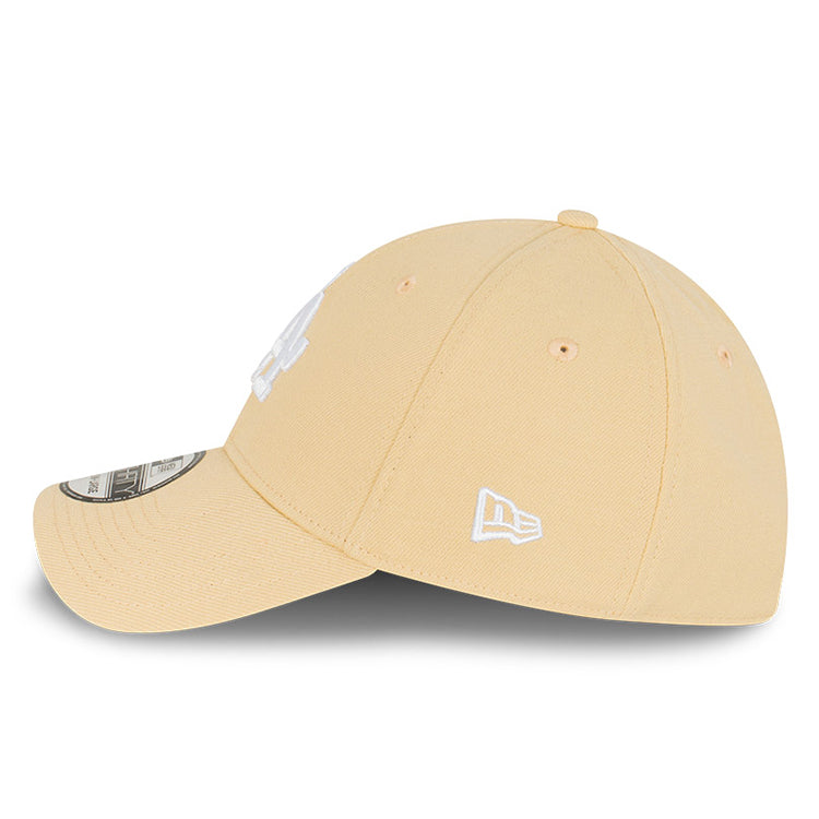 Los Angeles Dodgers MLB Earth Tones Light Beige 39THIRTY Stretch Fit Cap