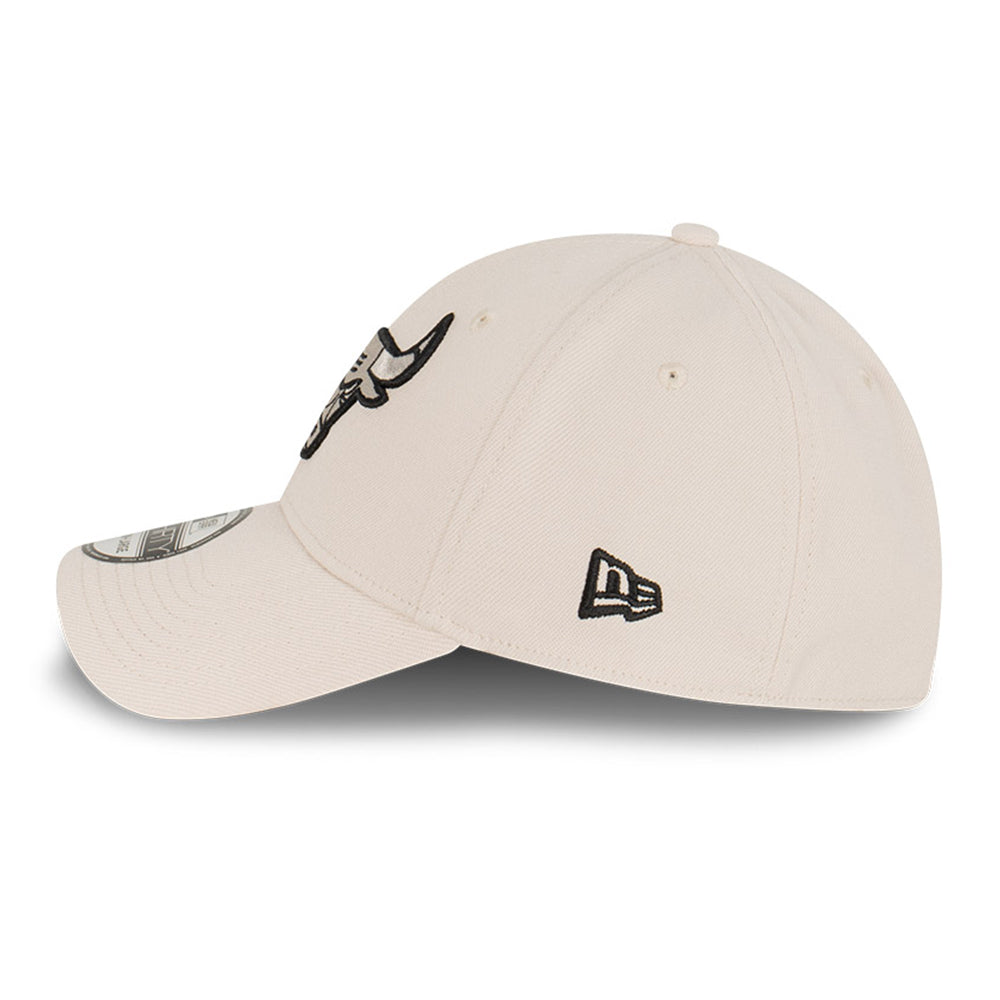 New Era Chicago Bulls Stone Grey 39THIRTY Stretch Adjustable Cap