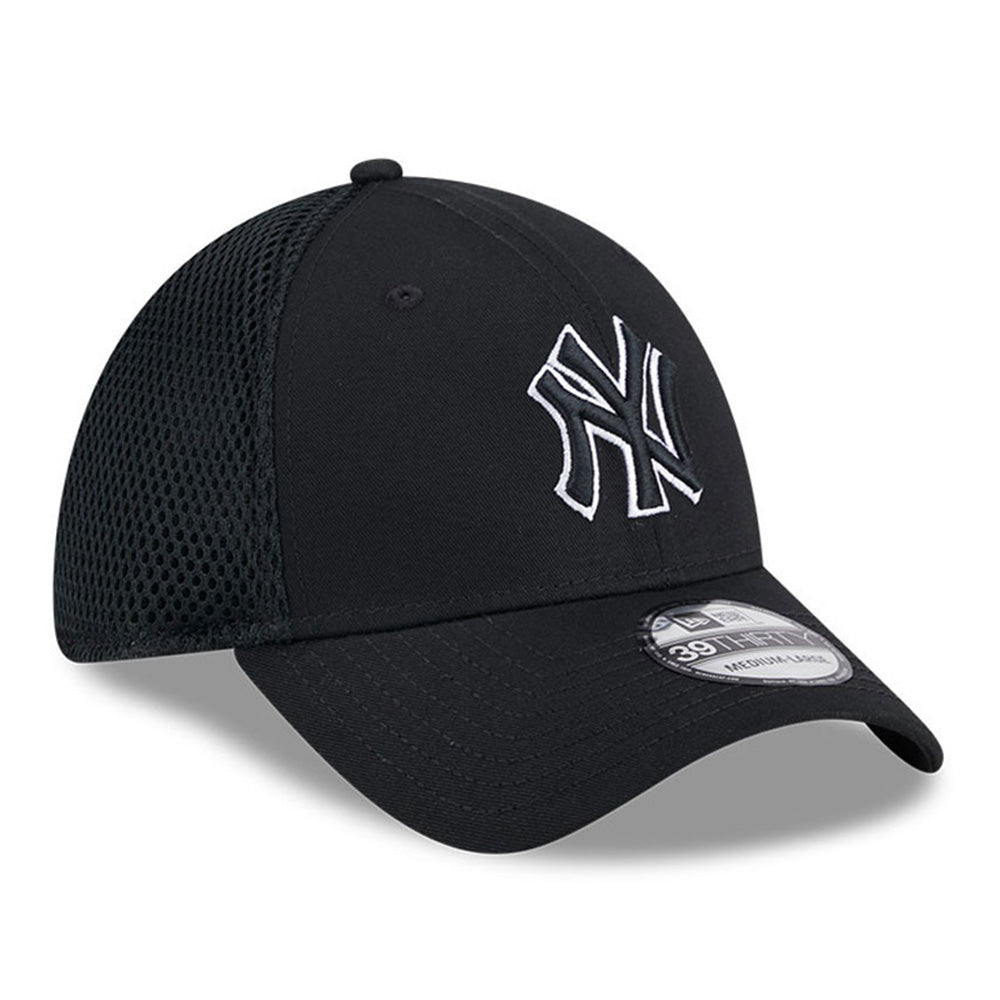 New Era New York Yankees EG Neo Black 39THIRTY Stretch Fitted Cap