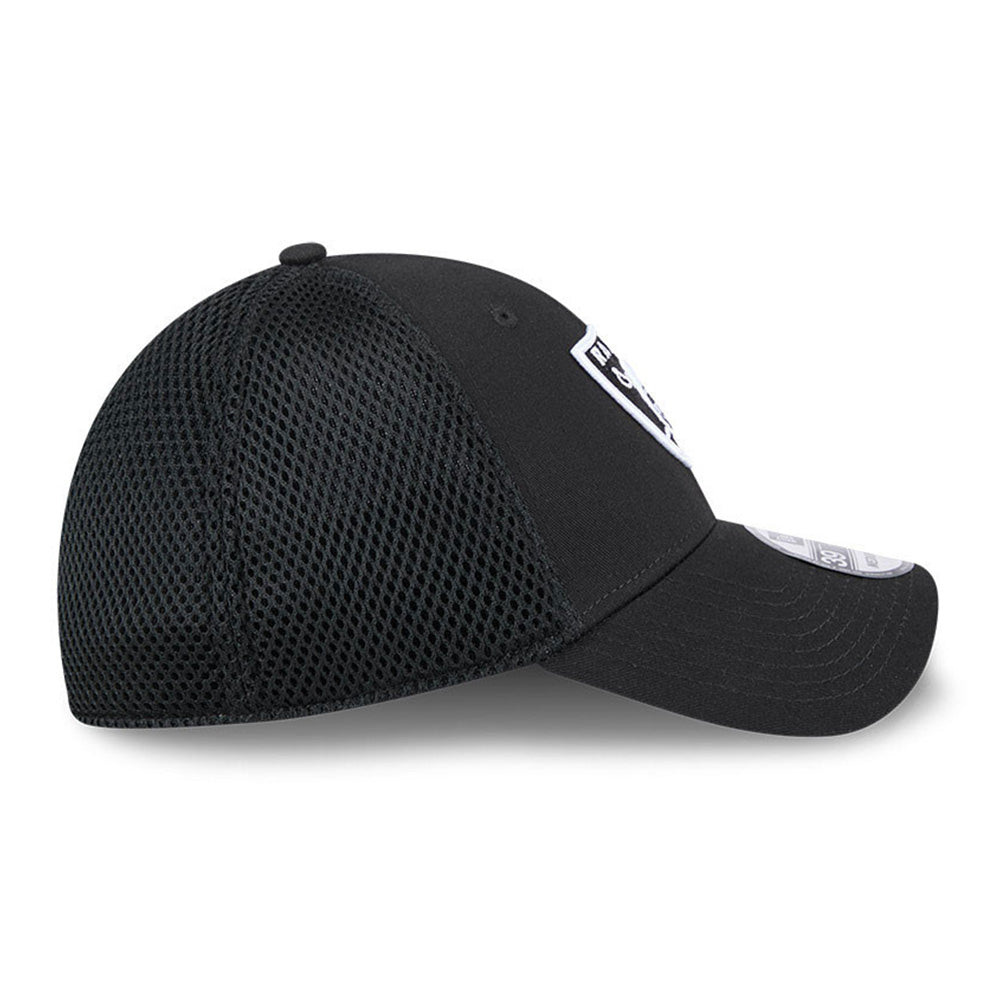 New Era Las Vegas Raiders EG Neo Black 39THIRTY Stretch Fitted Cap
