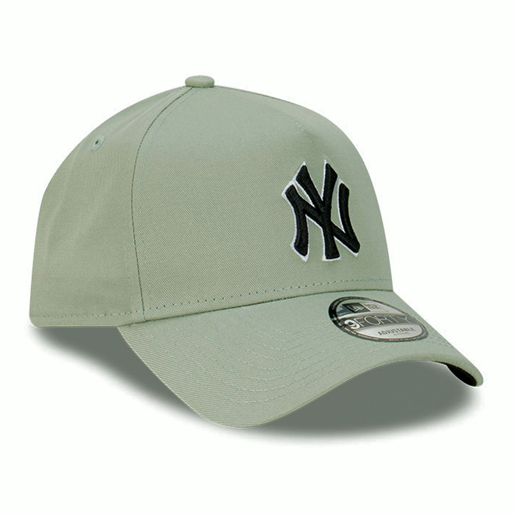 New York Yankees MLB Black Matcha Everest Green 9FORTY A-Frame Snapback Cap