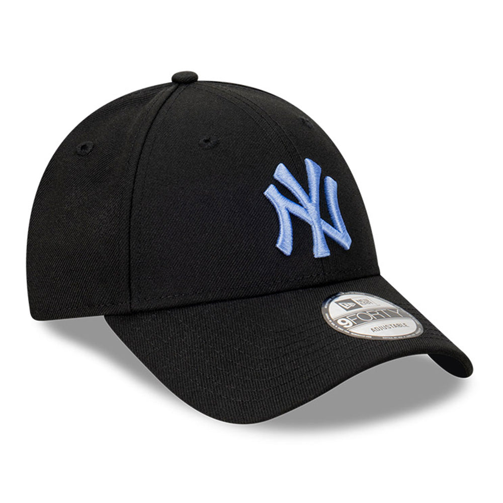 New Era New York Yankees Repreve Seasonal Q124 Black Blue 9FORTY Adjustable Cap