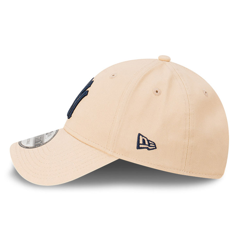 New Era New York Yankees Oatmilk 9FORTY Snapback Cap