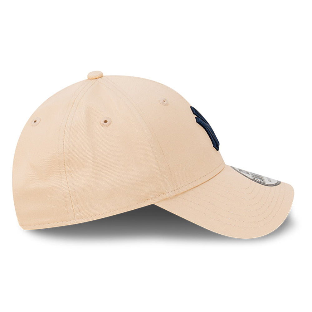 New Era New York Yankees Oatmilk 9FORTY Snapback Cap