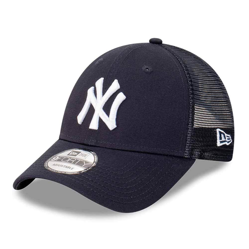 New York Yankees MLB Essential Team Trucker Navy 9FORTY Snapback Cap