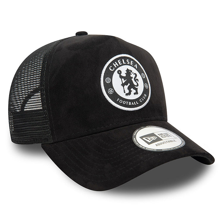 Chelsea Football Club Lion Crest Faux Suede Black 9FORTY E-Frame Snapback Trucker Cap