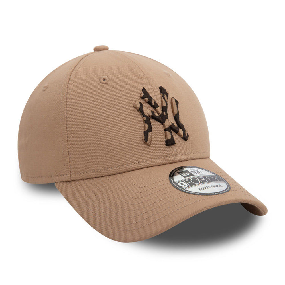New Era New York Yankees Seasonal Infill Timeless Taupe 9FORTY Adjustable Cap