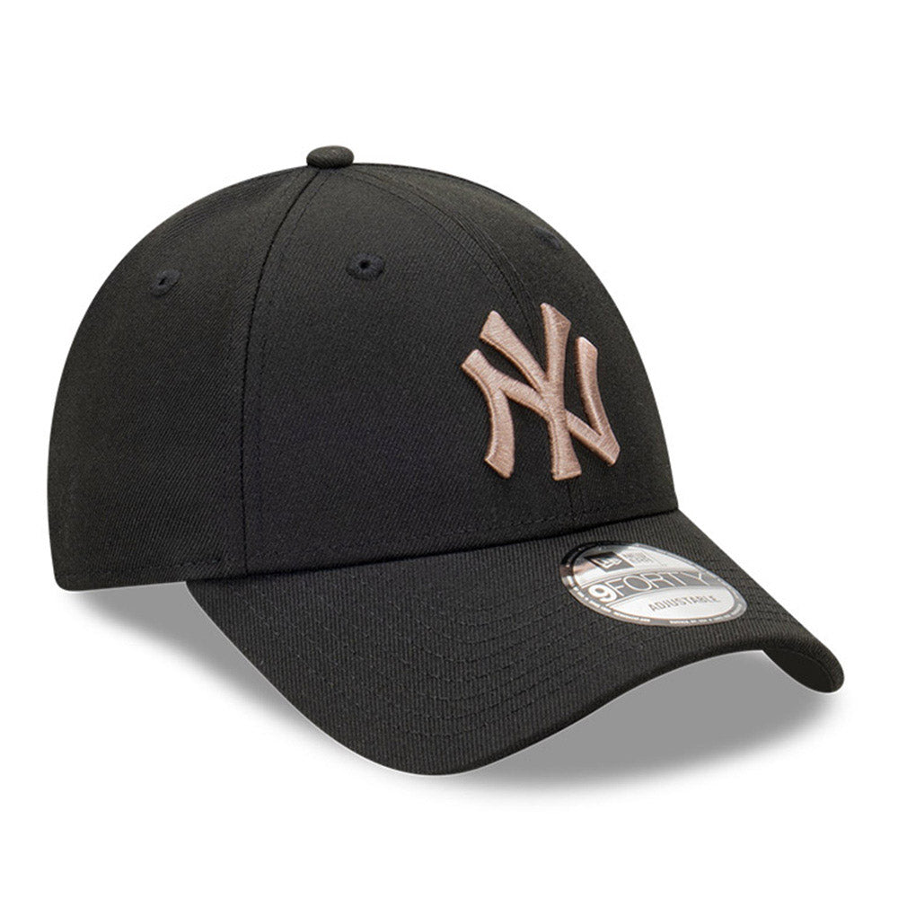 New Era New York Yankees MLB Seasonal Repreve Ash Brown 9FORTY Adjustable Cap