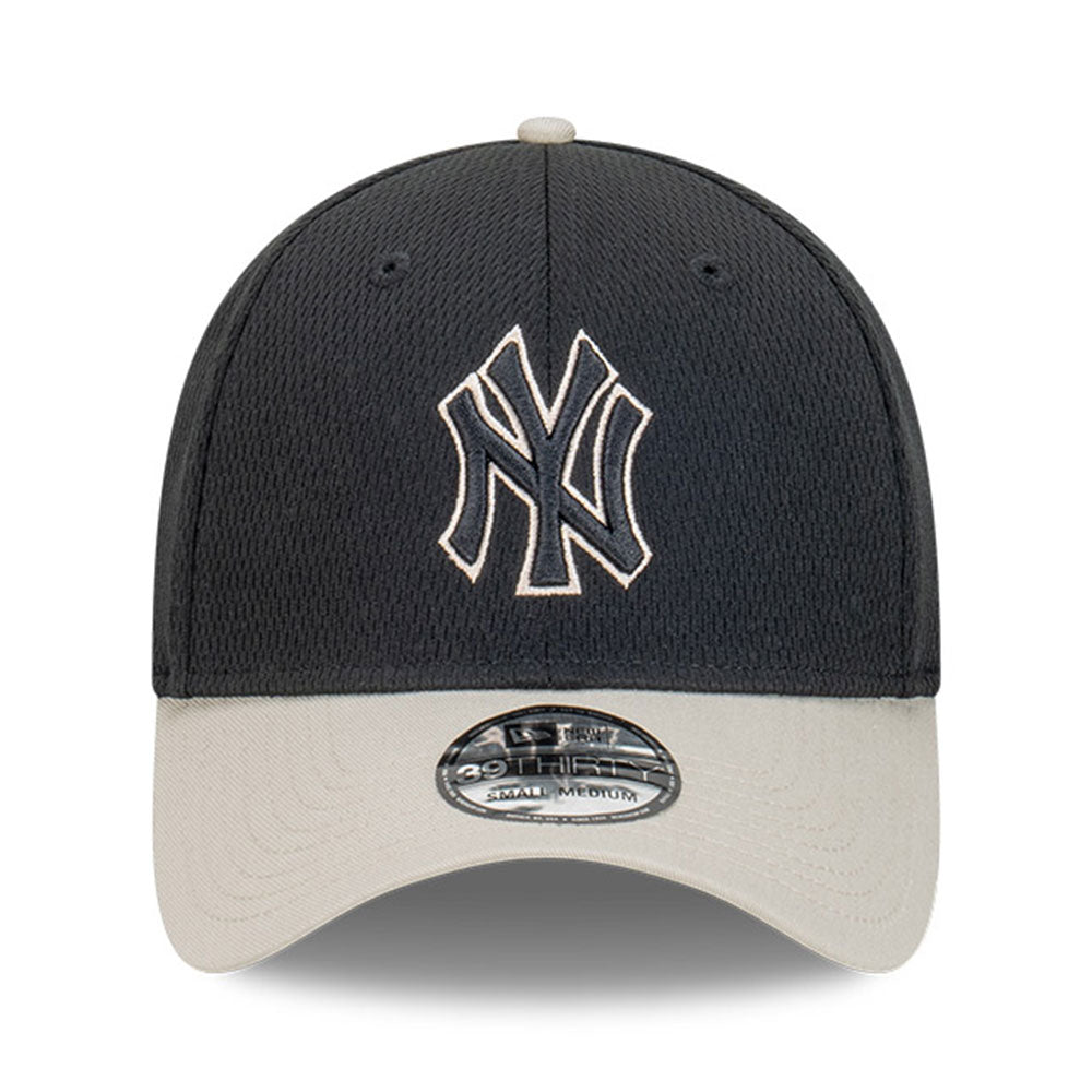 New Era New York Yankees MLB Dashmark Black Two Tone Black Stone 39THIRTY Stretch Fit Cap