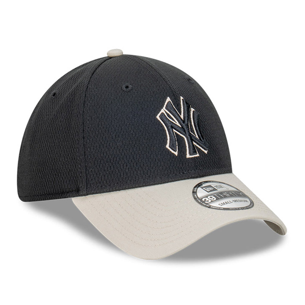 New Era New York Yankees MLB Dashmark Black Two Tone Black Stone 39THIRTY Stretch Fit Cap