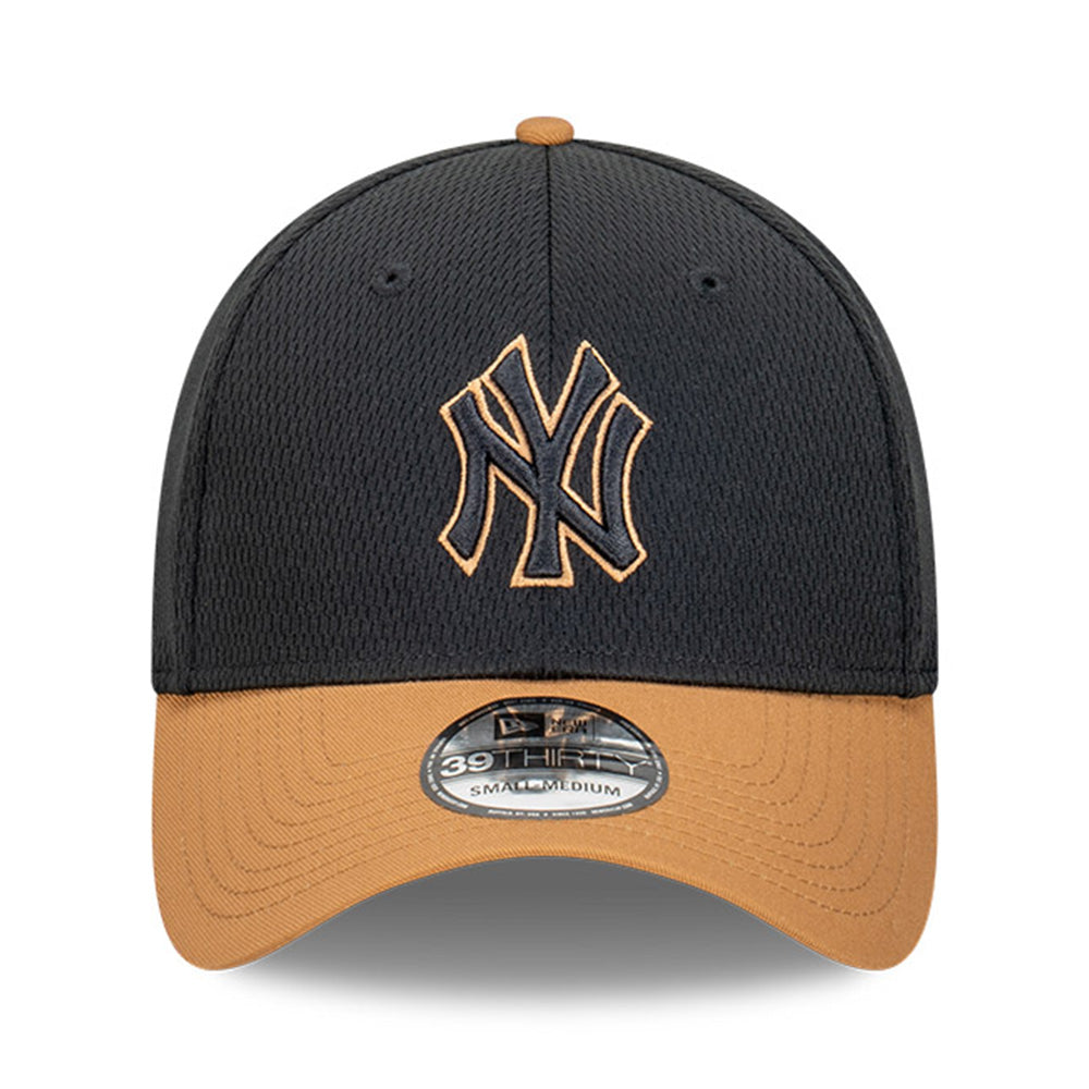 New Era New York Yankees MLB Dashmark Black Two Tone Black Tan 39THIRTY Stretch Fit Cap