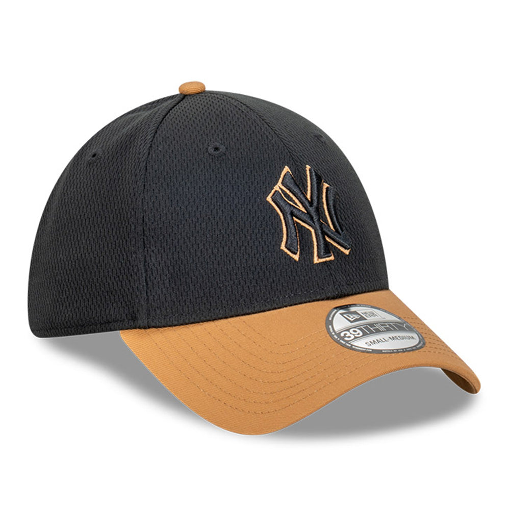 New Era New York Yankees MLB Dashmark Black Two Tone Black Tan 39THIRTY Stretch Fit Cap