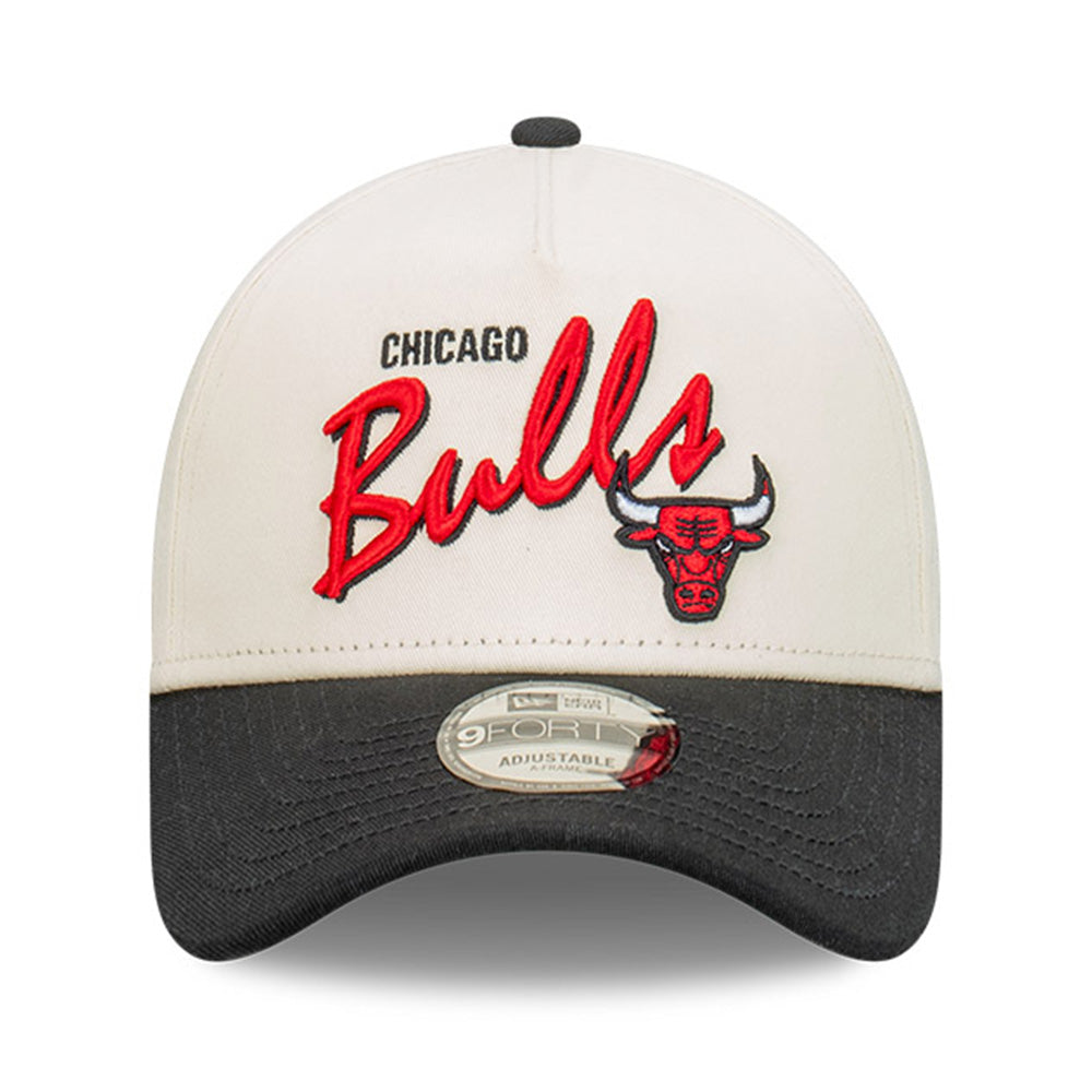 New Era Chicago Bulls NBA Chrome Script Chrome White 9FORTY A-Frame Snapback Cap