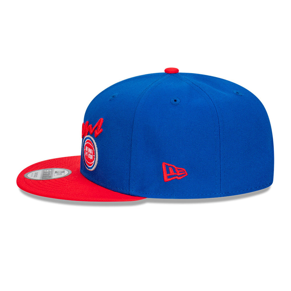 New Era Detroit Pistons NBA Vintage Script Majestic Blue 9FIFTY Snapback Cap