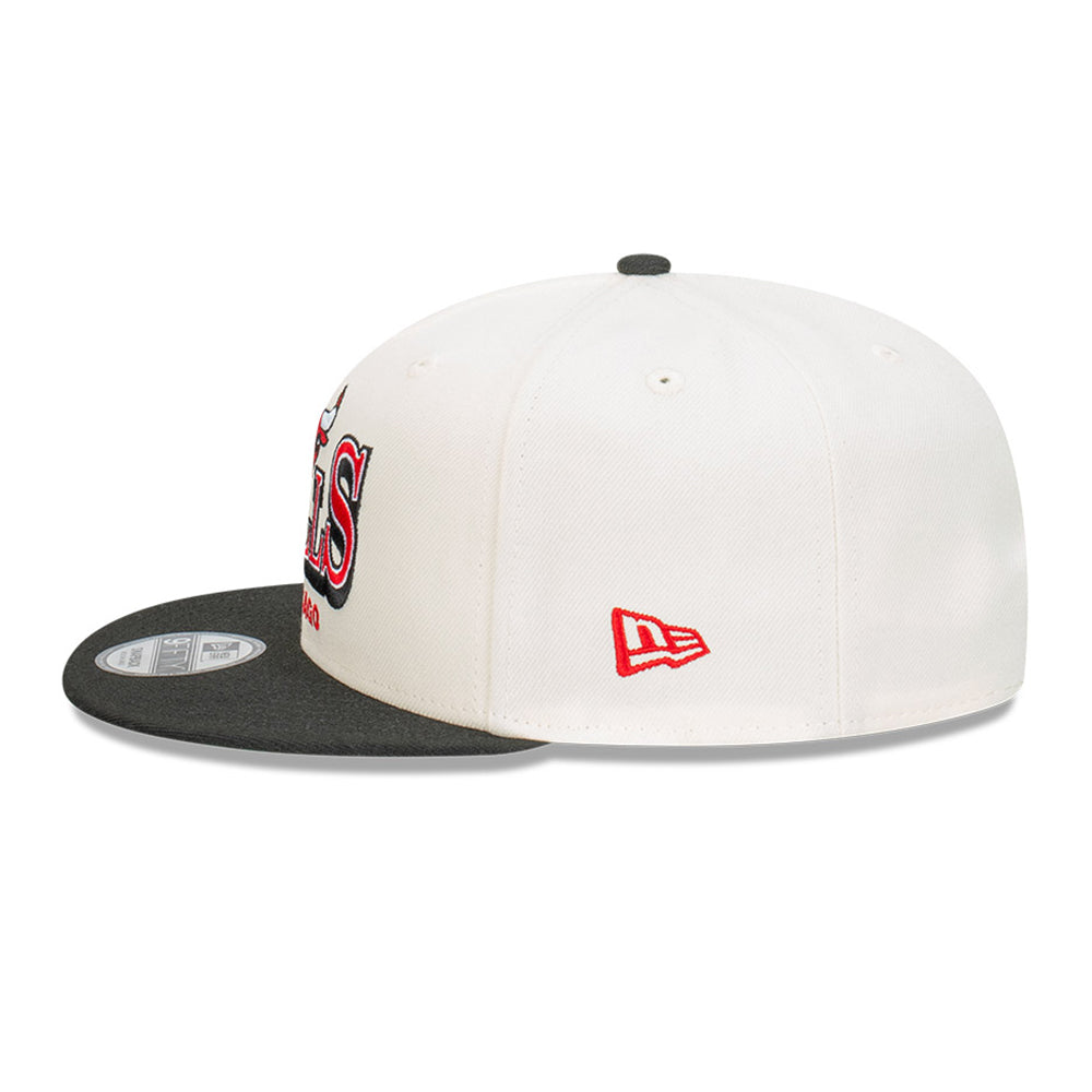 New Era Chicago Bulls NBA Stack Script Chrome White 9FIFTY Snapback Cap