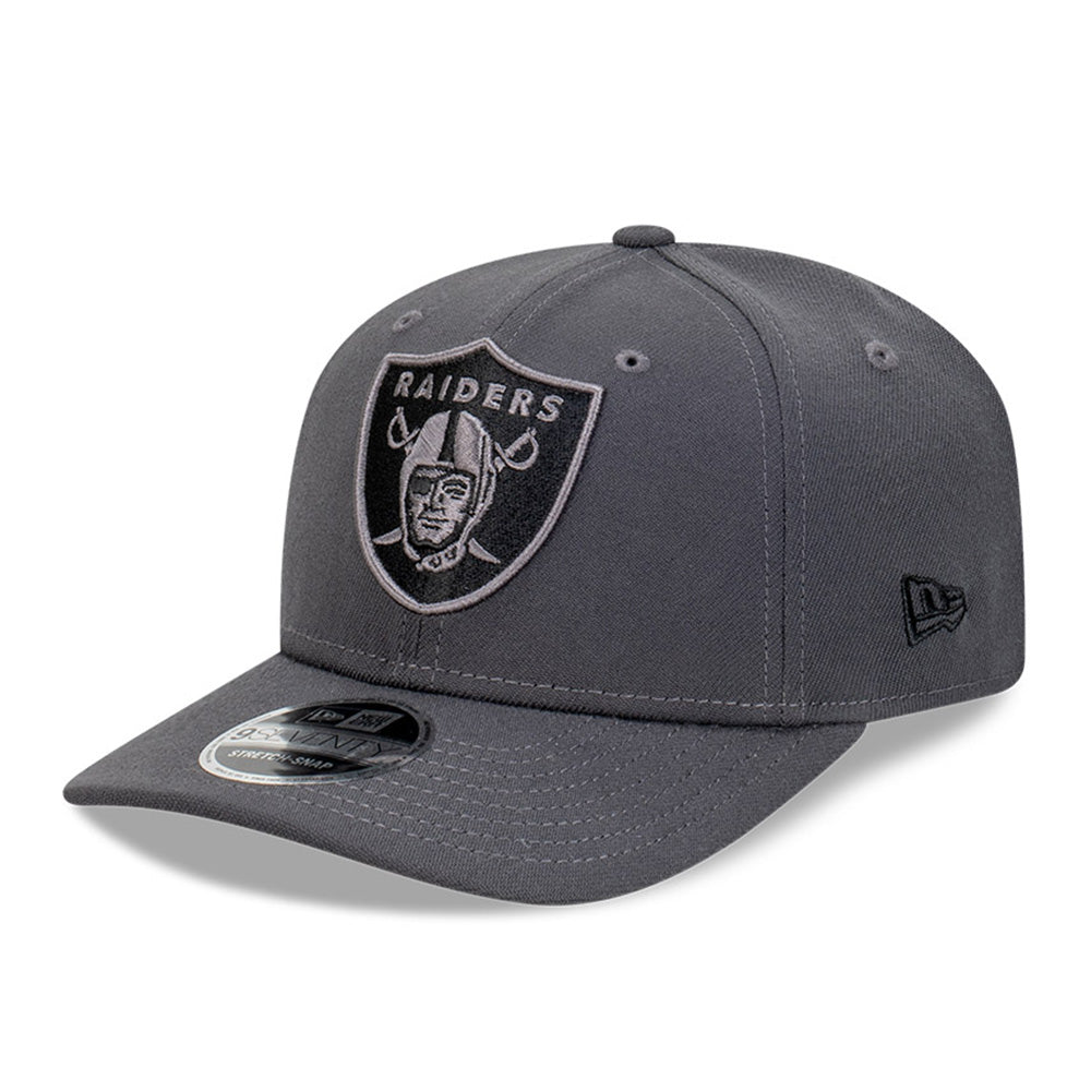 New Era Las Vegas Raiders NFL Carbon Steel Dark Grey 9SEVENTY Stretch Snapback Cap