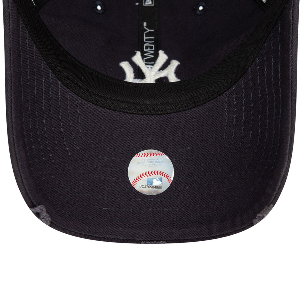 New Era New York Yankees Distressed Navy 9TWENTY Adjustable Cap