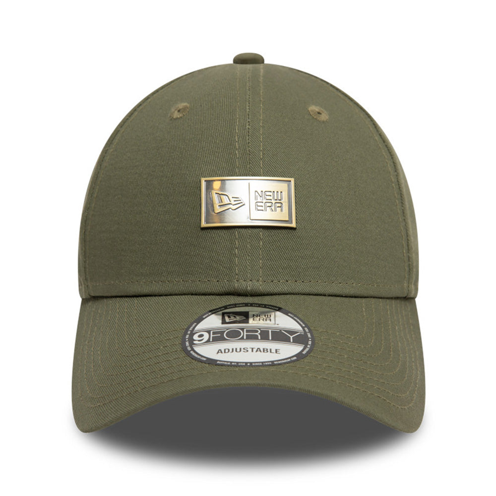 New Era Box Logo Metal Badge New Olive 9FORTY Adjustable Cap