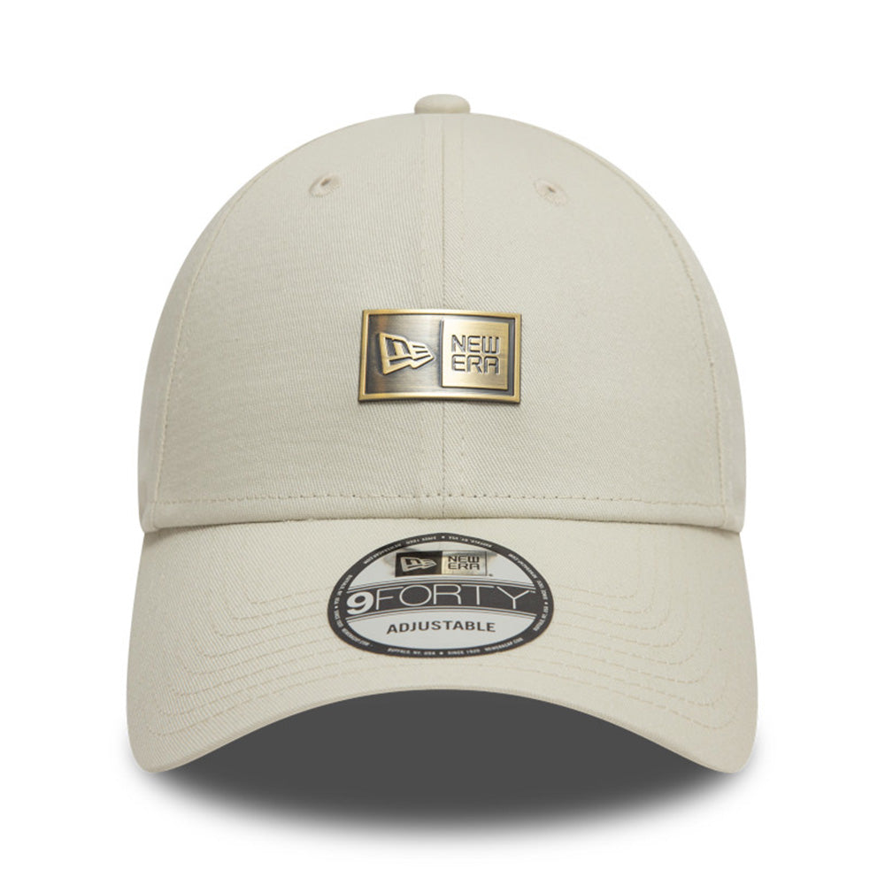 New Era Box Logo Metal Badge Ivory 9FORTY Adjustable Cap