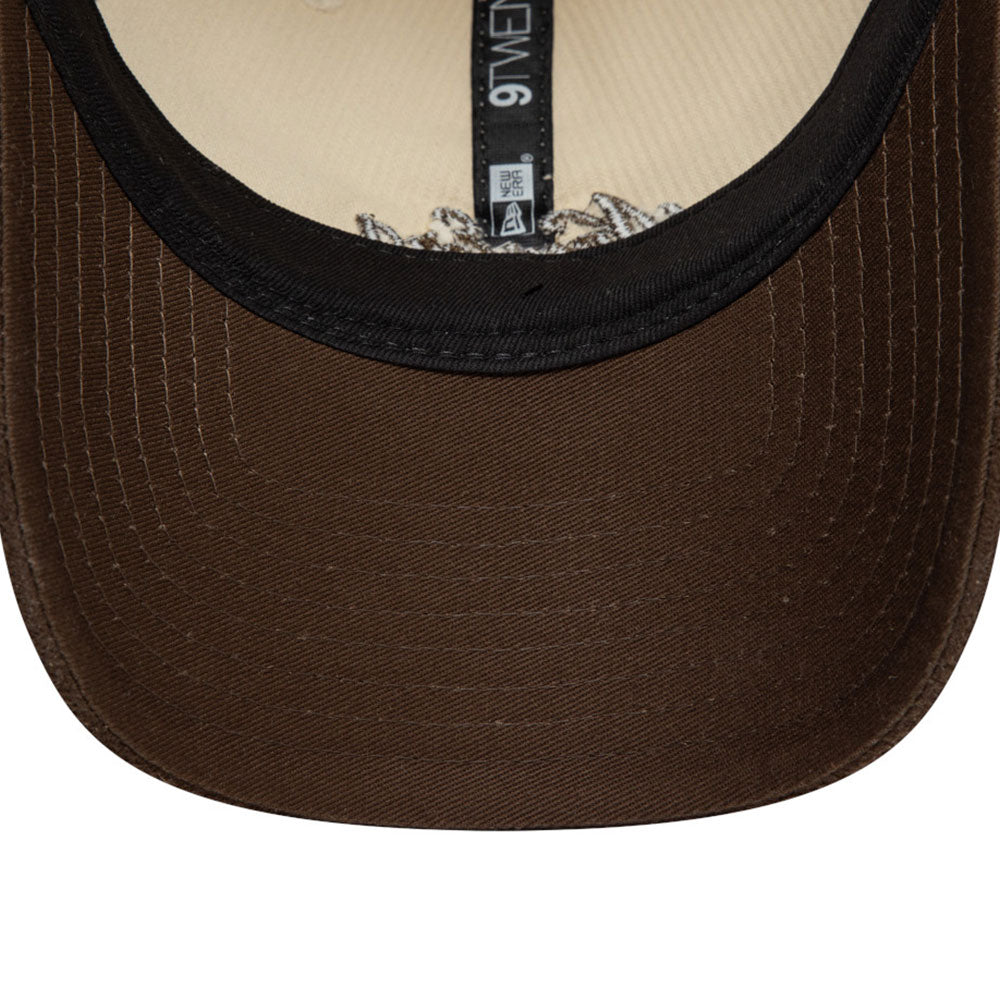 New Era Script Premium Corduroy Stone 9TWENTY Adjustable Cap