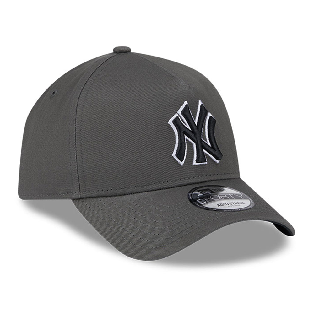New Era New York Yankees Dusty Charcoal 9FORTY A-Frame Snapback Cap