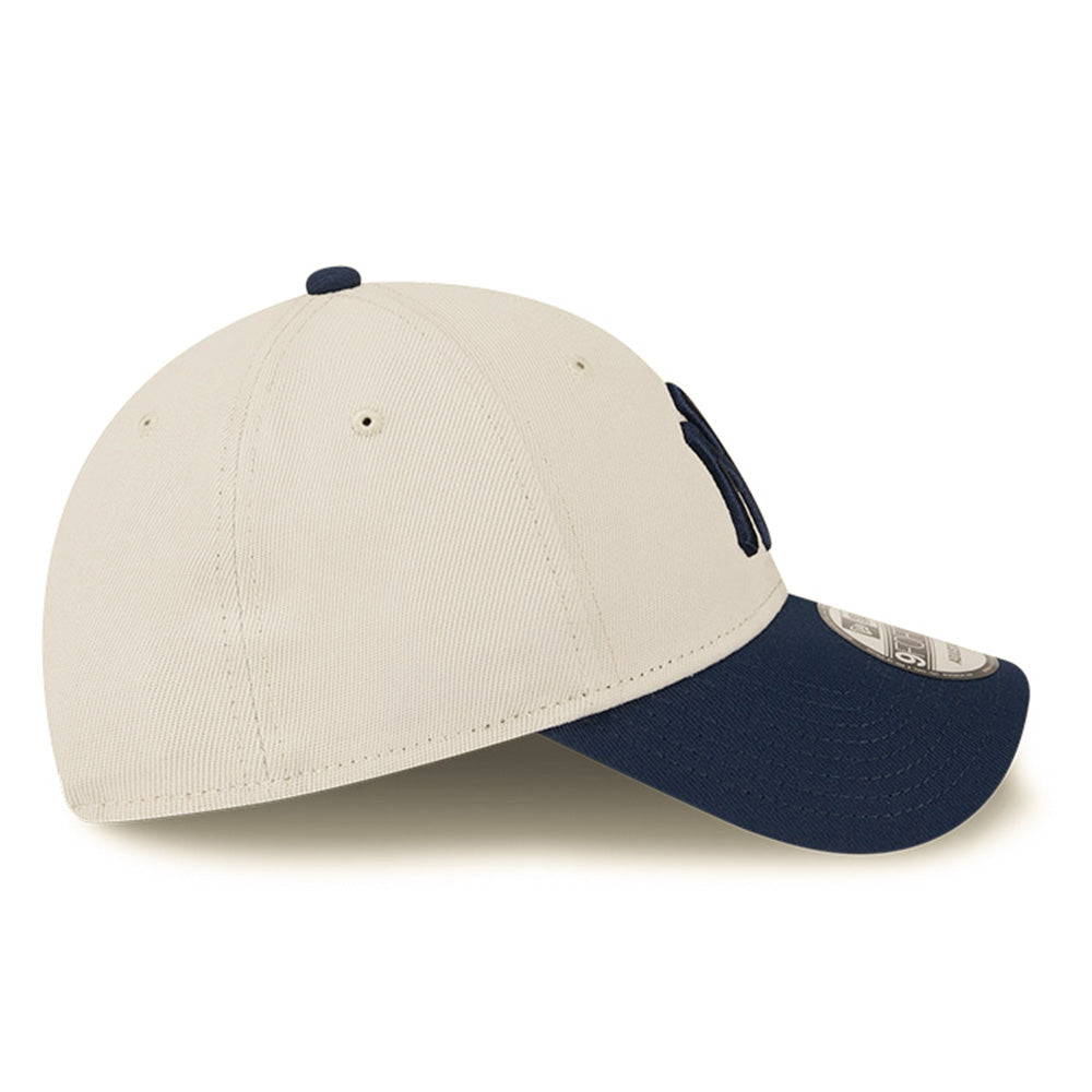 New Era New York Yankees Oceanside Two Tone Repreve Stone 9FORTY Adjustable Cap