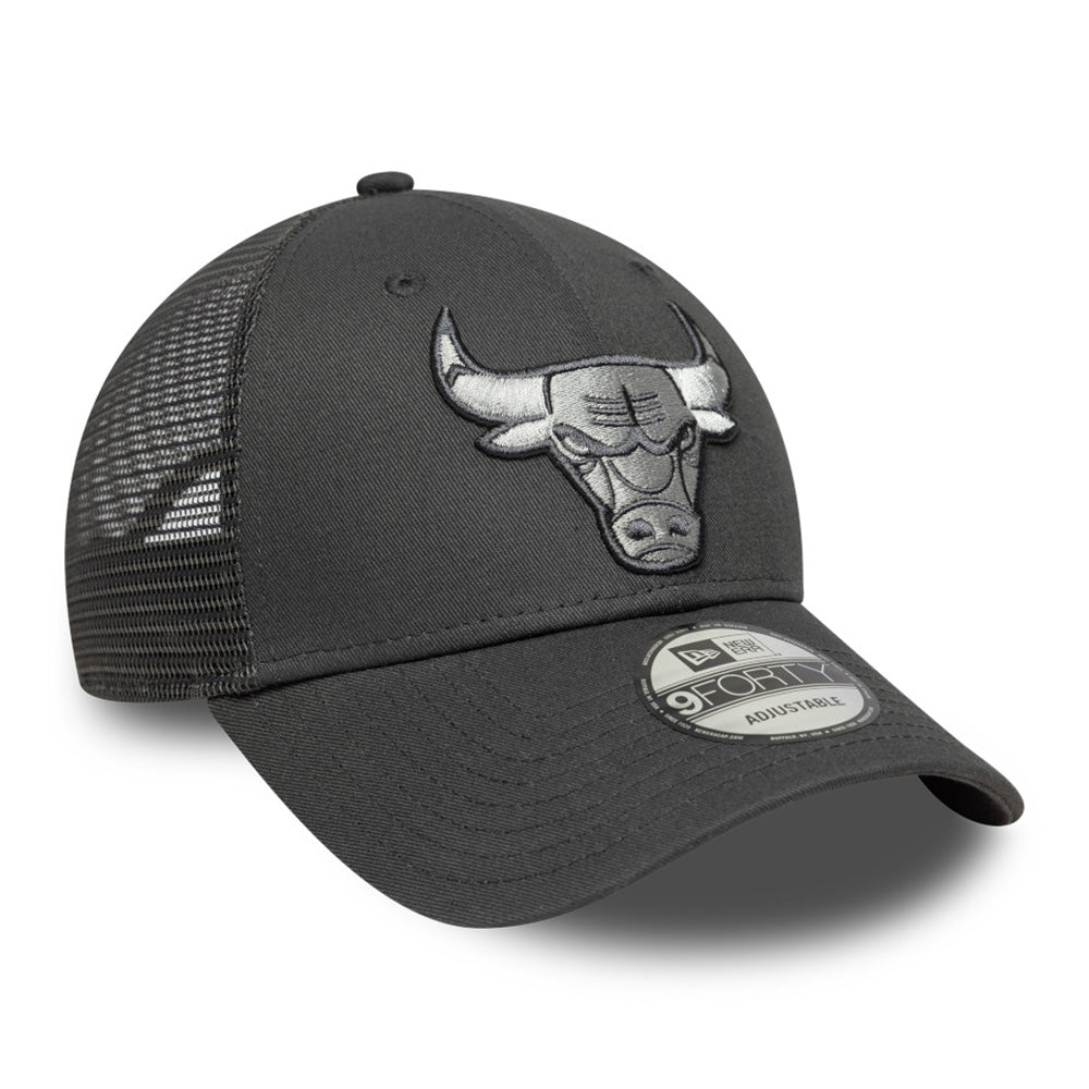 Chicago Bulls Graphite 9FORTY Trucker Snapback Cap