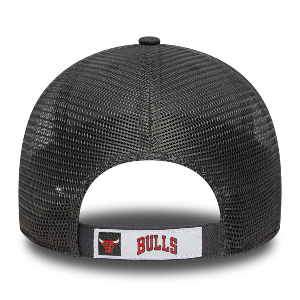 Chicago Bulls Graphite 9FORTY Trucker Snapback Cap