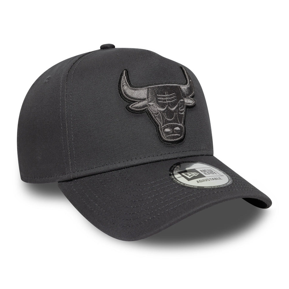 New Era Chicago Bulls Tonal Outline Graphite 9FORTY E-Frame Snapback Cap