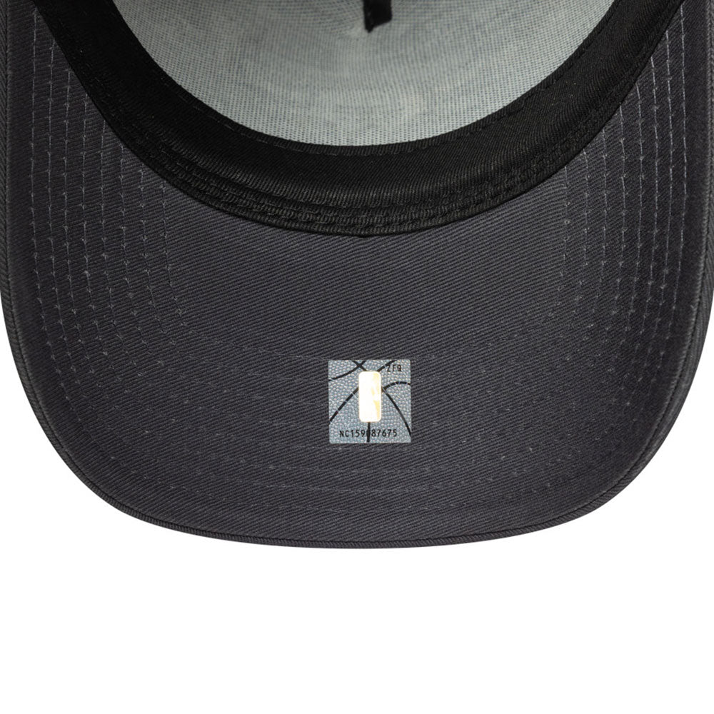 New Era Chicago Bulls Tonal Outline Graphite 9FORTY E-Frame Snapback Cap
