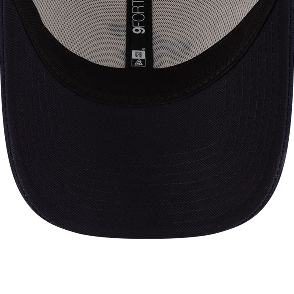 New Era Script Linen Stone Navy 9FORTY Adjustable Cap