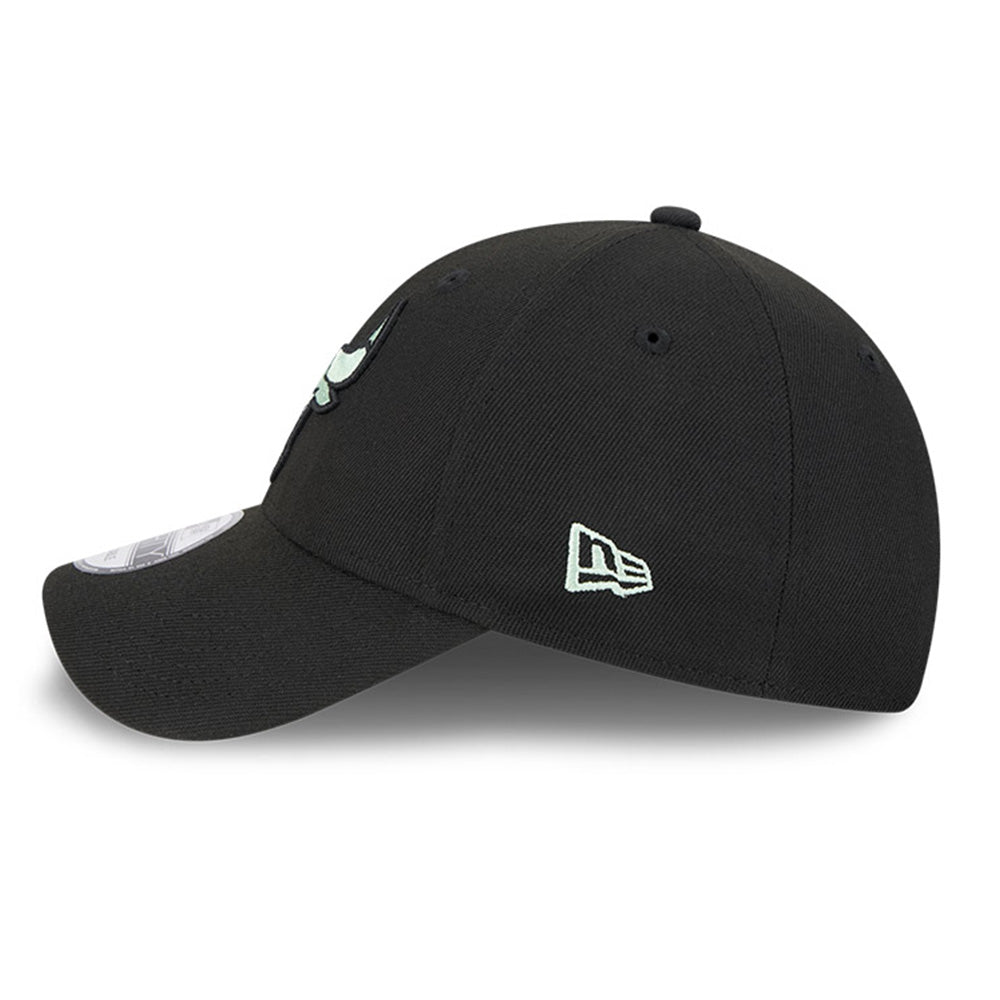 New Era Chicago Bulls Peppermint Repreve® Black 9FORTY Snapback Cap