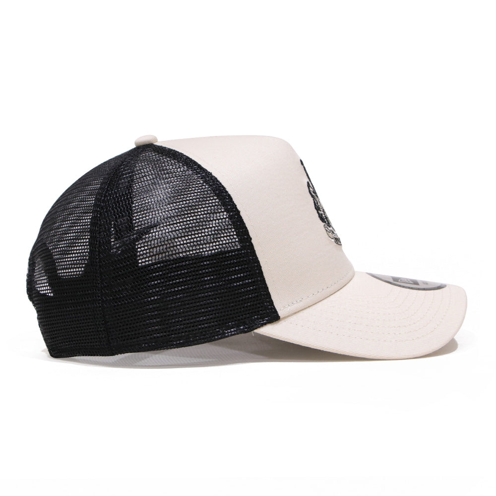 New Era Newcastle United FC Light Cream 9FORTY E-Frame Trucker Cap