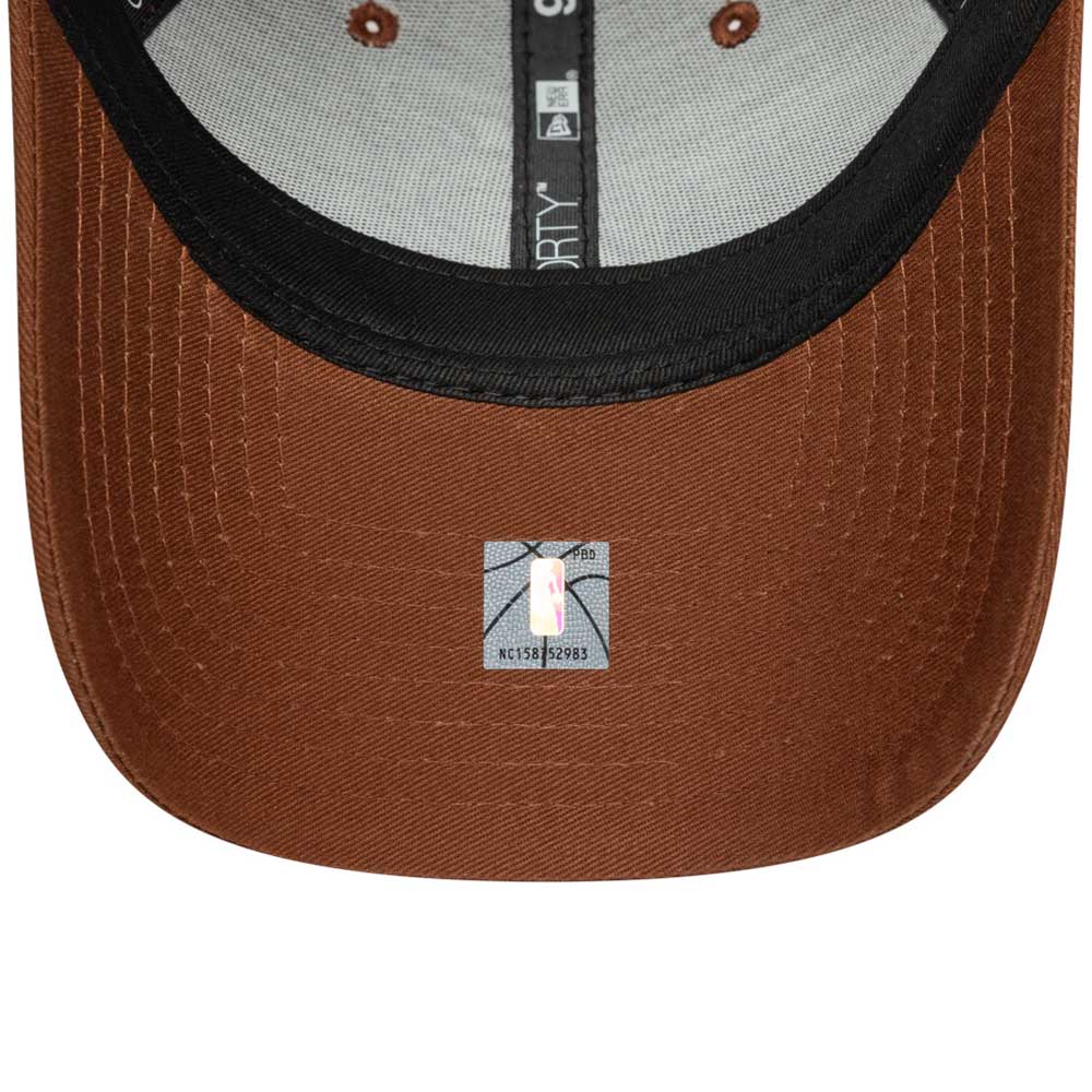 Los Angeles Lakers Team Outline Deep Auburn 9FORTY Adjustable Cap